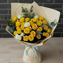 Букет цветов из:  Розы в Яя