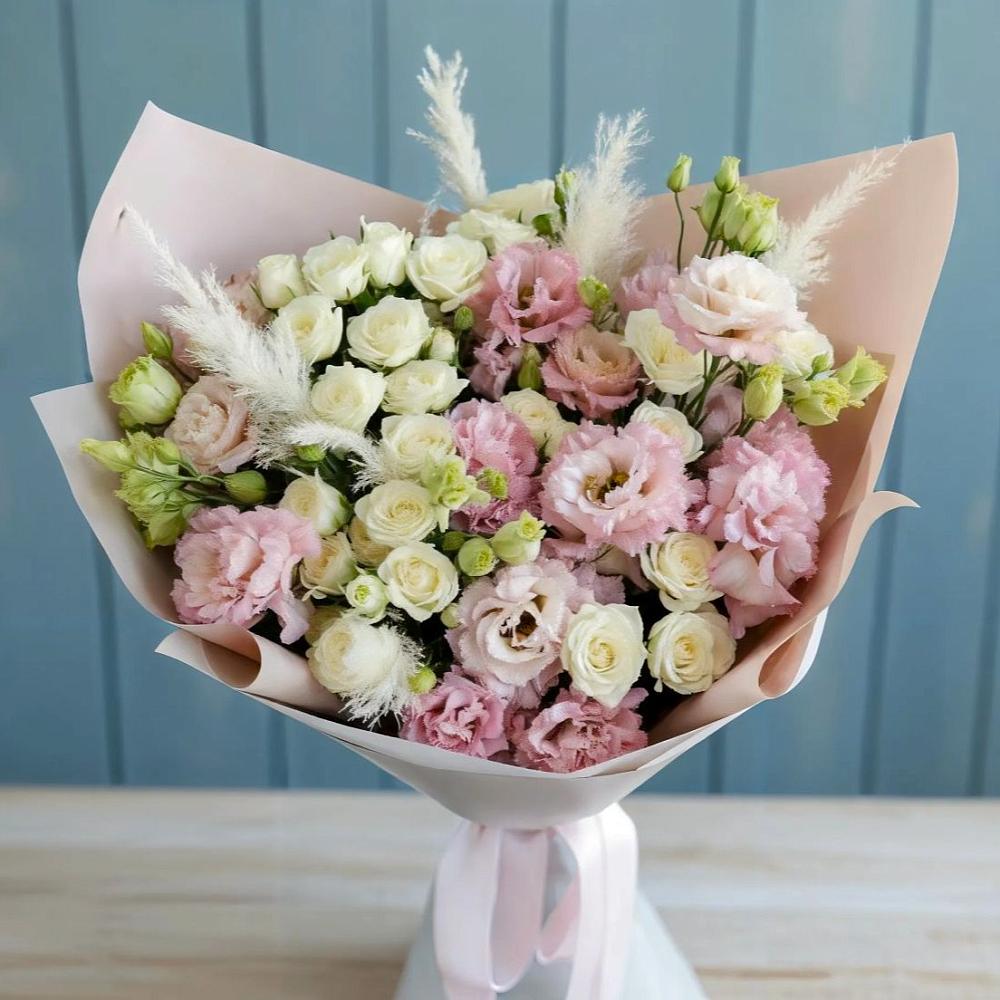 Букет цветов из: Альстромерии и Розы в Яя