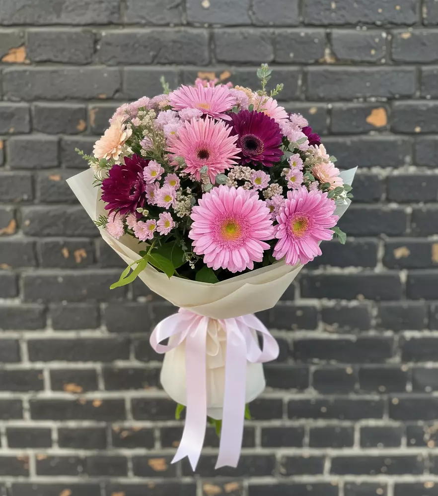 Букет цветов из: Герберы и Хризантемы в Яя