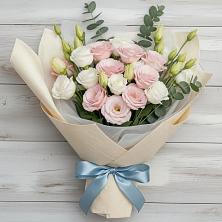 Букет цветов из:  Лизиантусы в Яя