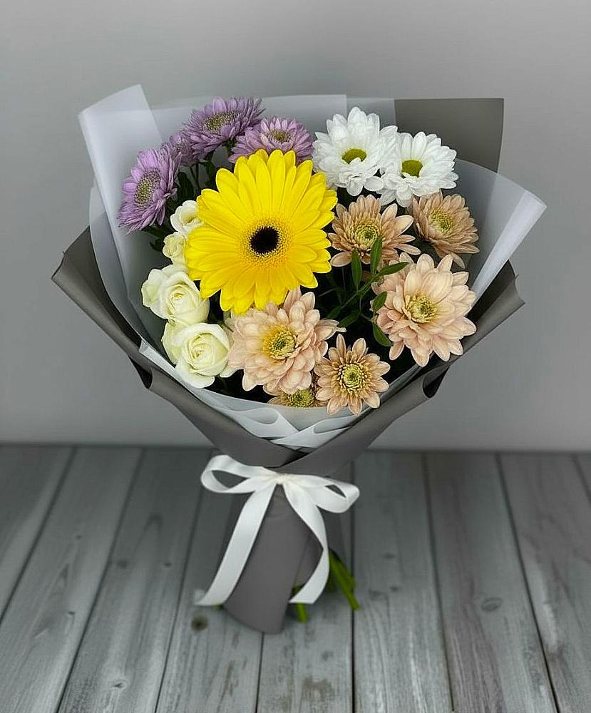Букет цветов из: Розы, Герберы и Хризантемы в Яя
