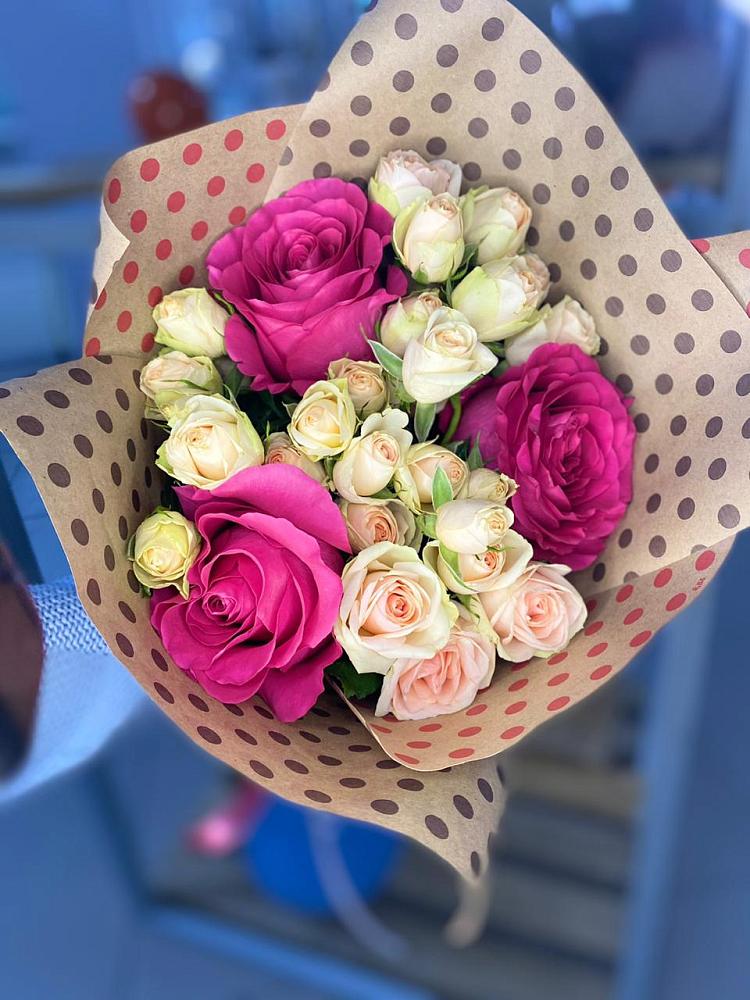 Букет цветов из: Розы в Яя