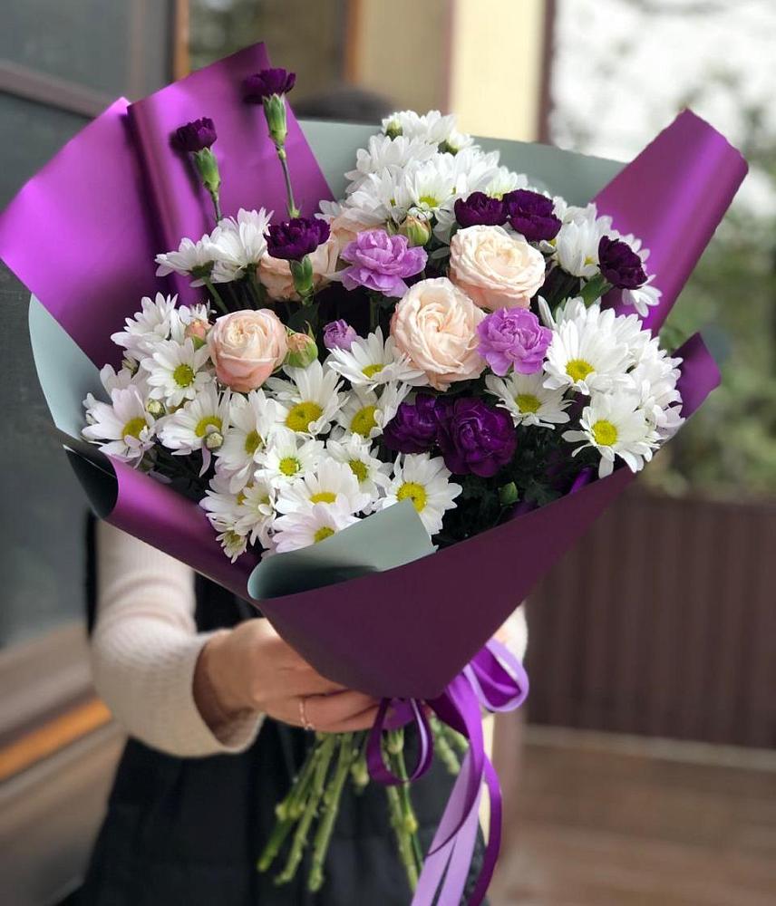 Букет цветов из: Хризантемы, Гвоздики и Розы в Яя