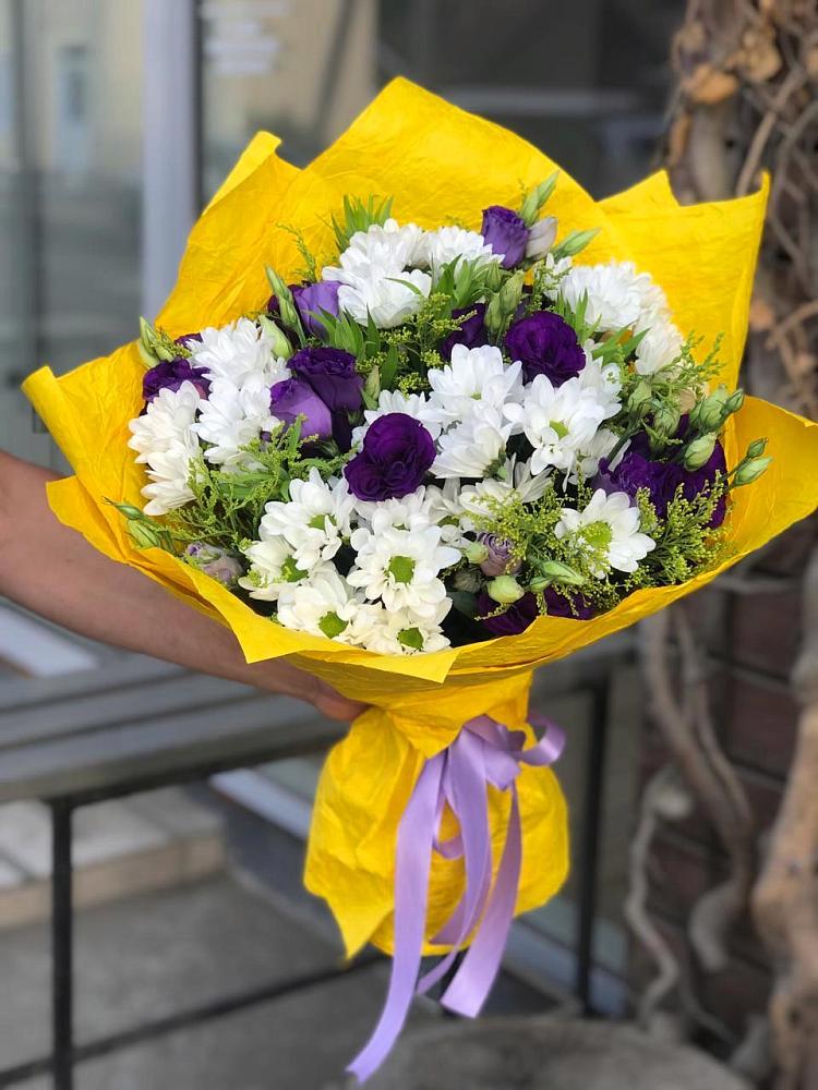 Букет цветов из: Ирисы, Хризантемы и Ромашки в Яя