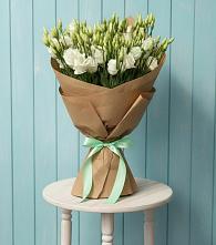 Букет цветов из:  Лизиантусы в Яя