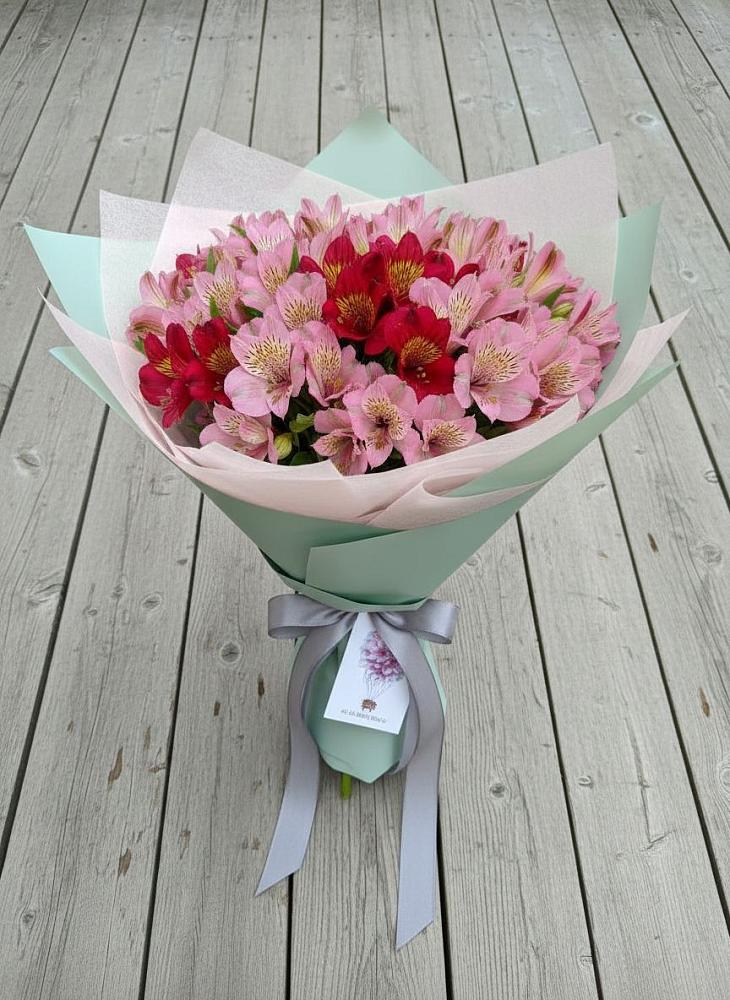 Букет цветов из: Альстромерии в Яя