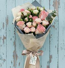 Букет цветов из:  Розы в Яя