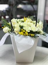 Цветочная композиция из Розы  в Яя