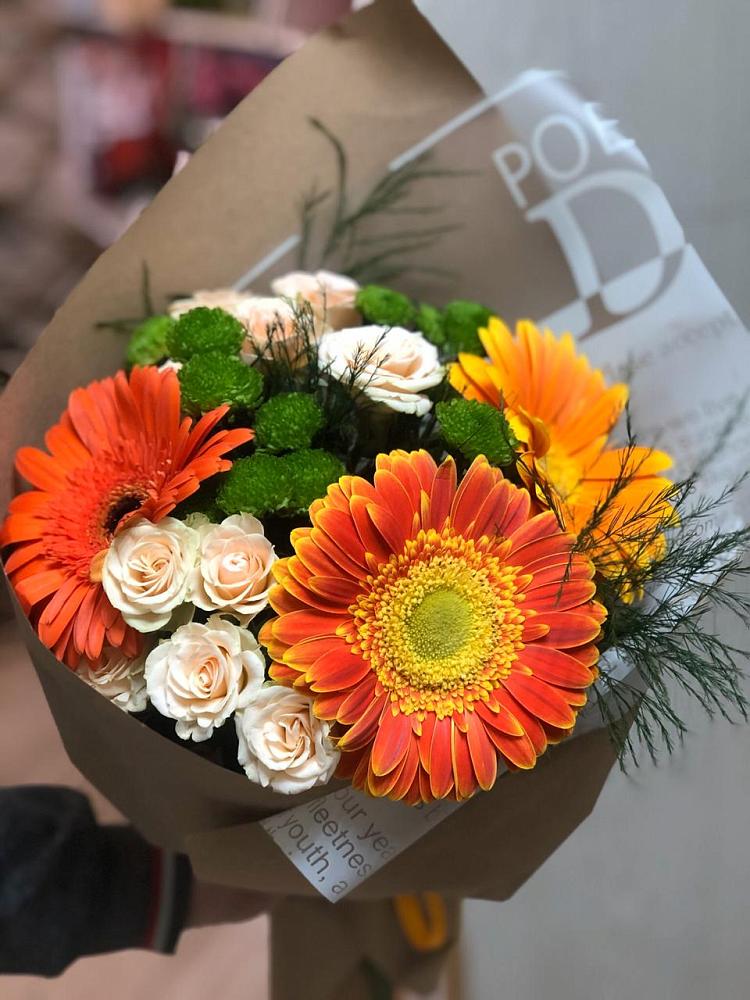 Букет цветов из: Герберы, Хризантемы и Розы в Яя