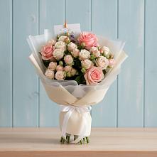 Букет цветов из:  Розы в Яя