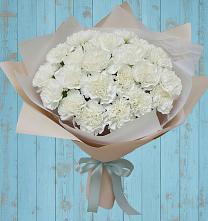 Букет цветов из:  Гвоздики в Яя