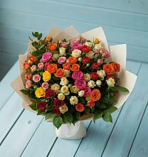 Букет Микс из разноцветных кустовых роз в Яя